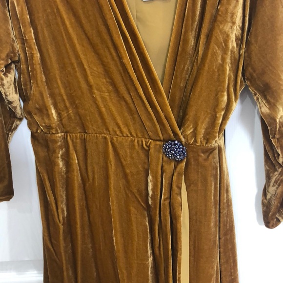 Mango | Velvet wrap dress | Midi - Picture 2 of 3